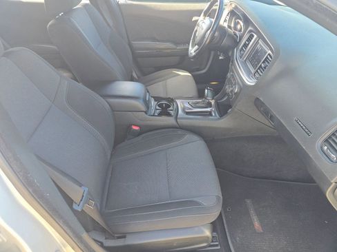 Used 2022 Dodge Charger SXT w/ Blacktop Package image 28