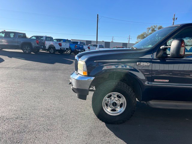 Used 2004 Ford F250 Lariat AWD/4WD image 4