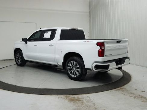 Used 2021 Chevrolet Silverado 1500 RST w/ Bed Protection Package AWD/4WD image 6