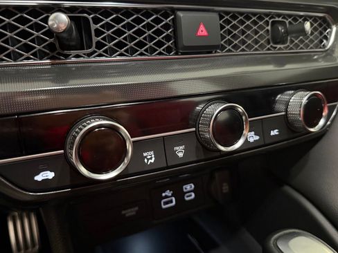 Used 2025 Acura Integra A-Spec image 18