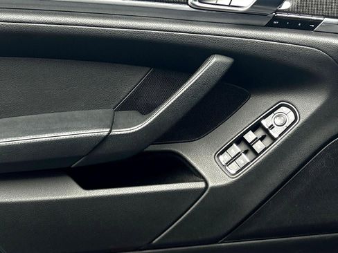 Used 2015 Porsche Panamera 4S image 24