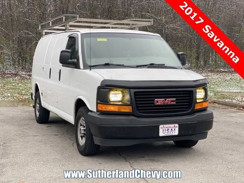 Used 2017 GMC Savana 3500 image 1