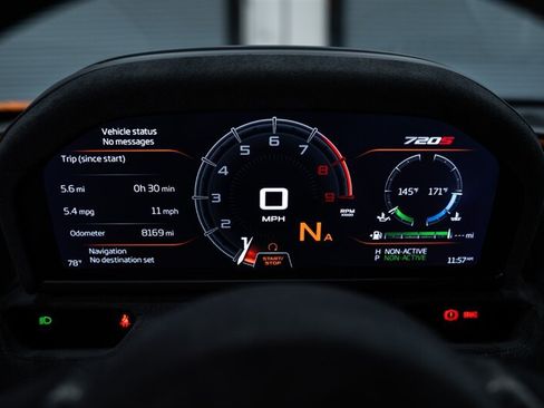 Used 2019 McLaren 720S Performance RWD image 17