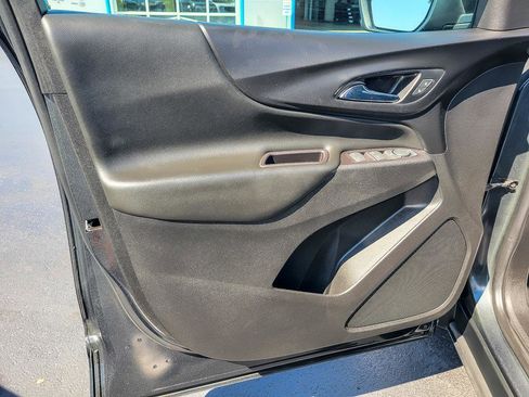 Certified 2021 Chevrolet Equinox LT image 17