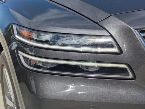 Used 2021 Genesis GV80 2.5T w/ Prestige Package 05 image 10