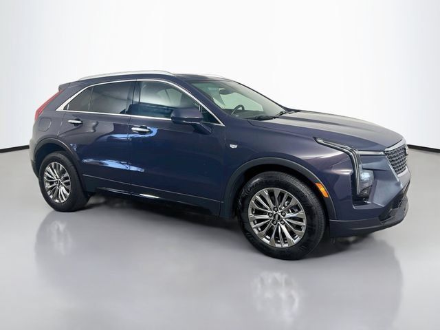 Used 2024 Cadillac XT4 Premium Luxury AWD/4WD image 22