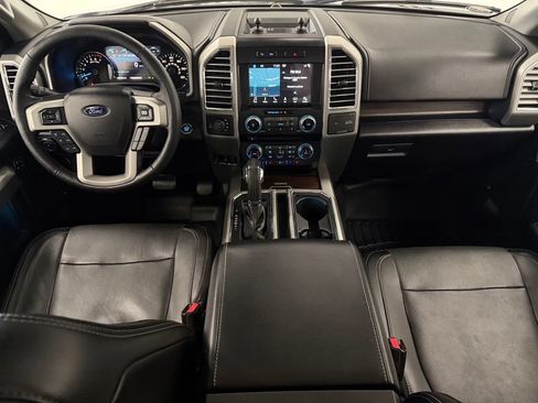 Used 2016 Ford F150 Lariat w/ Equipment Group 502A Luxury AWD/4WD image 14