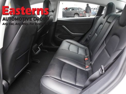 Used 2018 Tesla Model 3 Long Range image 19
