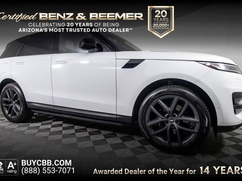 Used 2024 Land Rover Range Rover Sport SE AWD/4WD image 1