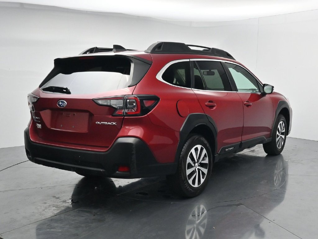 Used 2024 Subaru Outback Premium AWD/4WD image 7