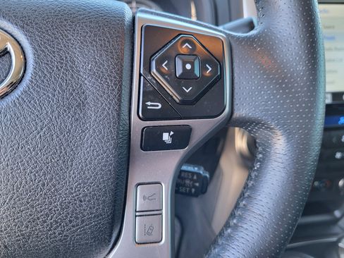 Used 2022 Toyota 4Runner Limited image 28