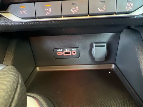 Certified 2023 Nissan Sentra SV FWD image 47