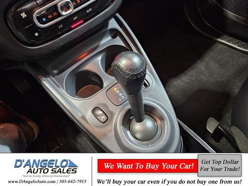 Used 2017 smart fortwo Prime image 24