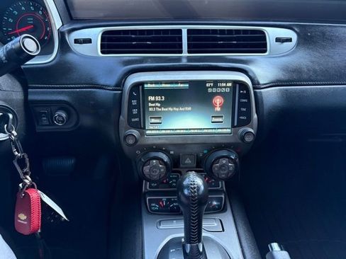 Used 2015 Chevrolet Camaro SS image 21