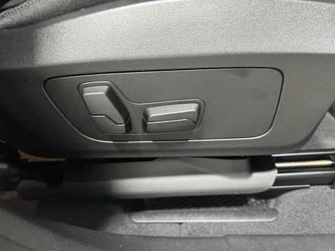 Certified 2025 BMW X2 M35i w/ Premium Package image 20