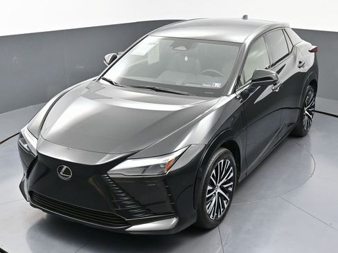 Used 2023 Lexus RZ 450e Premium w/ Technology Package image 42