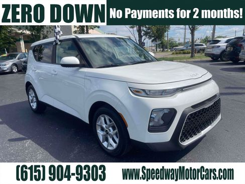 Used 2022 Kia Soul LX w/ Technology Package FWD image 1