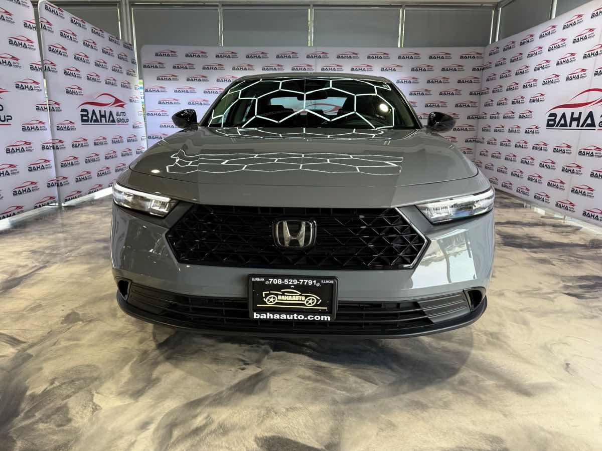 Used 2025 Honda Accord SE image 5