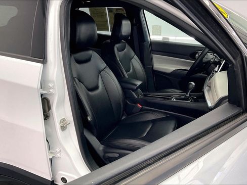 Used 2024 Jeep Compass Limited AWD/4WD image 6