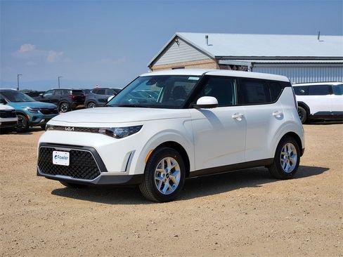 New 2025 Kia Soul S image 4
