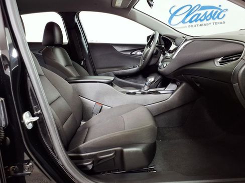 Used 2024 Chevrolet Malibu LT FWD image 11