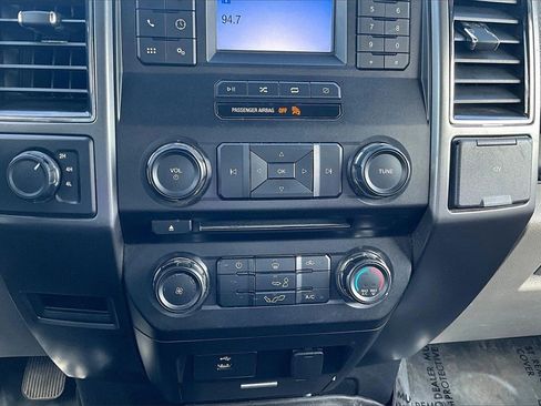 Used 2018 Ford F150 XLT image 16