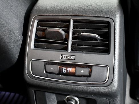 Used 2018 Audi A4 2.0T Premium w/ Convenience Package image 40