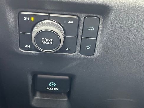 New 2025 Ford Expedition Max Active image 30