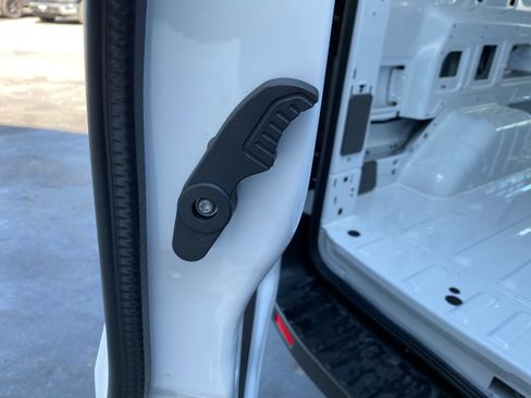 New 2026 Ford Transit 250 148 Medium Roof RWD image 28