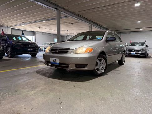Used 2003 Toyota Corolla FWD image 1
