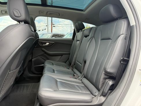 Used 2023 Audi Q7 3.0T Premium Plus AWD/4WD image 15