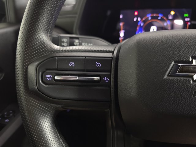 Used 2023 Chevrolet Colorado Trail Boss w/ LPO, Dark Essentials Package AWD/4WD image 19