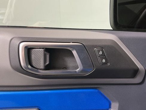 Used 2023 Ford Bronco Big Bend image 18