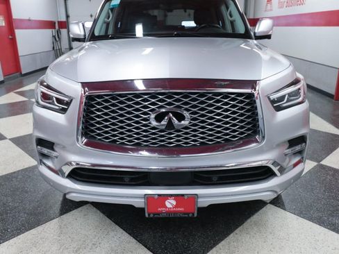 Used 2023 INFINITI QX80 Luxe w/ Cargo Package RWD image 4