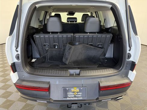 Certified 2025 Hyundai Santa Fe SEL AWD/4WD image 15