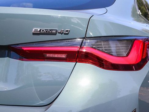 Used 2025 BMW i4 eDrive40 RWD image 7