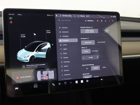 Used 2021 Tesla Model 3 Standard Range Plus image 44