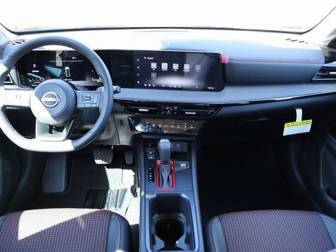 New 2026 Nissan Kicks SR w/ Cold Weather Package image 6