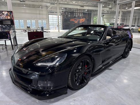 Used 2008 Chevrolet Corvette Convertible w/ Preferred Equipment Group RWD image 20