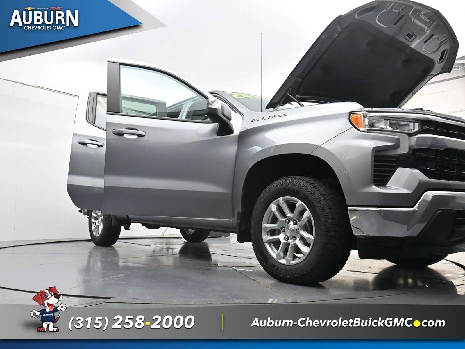 Used 2024 Chevrolet Silverado 1500 LT AWD/4WD image 36