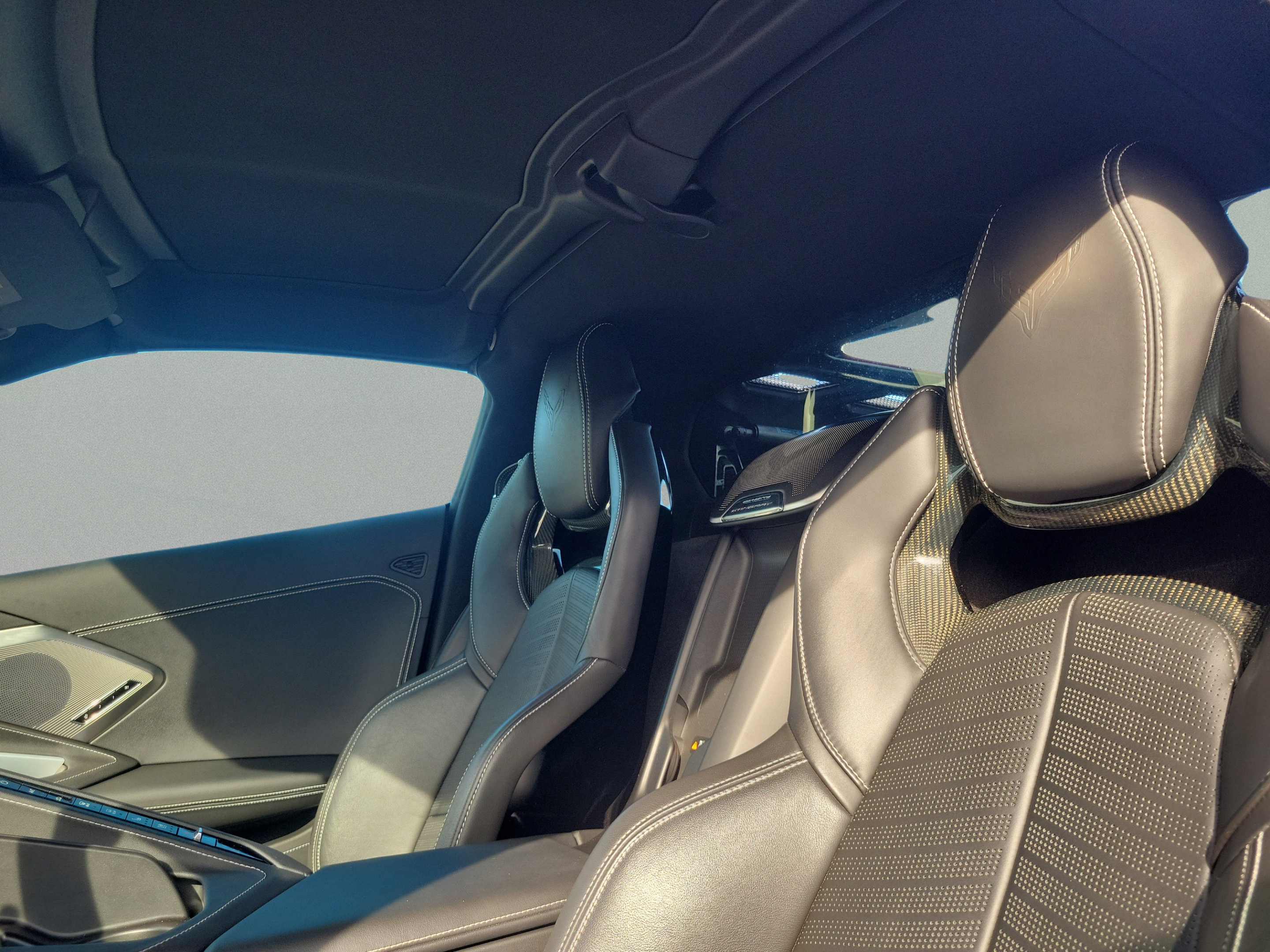 Used 2020 Chevrolet Corvette Stingray Preferred Cpe w/ 2LT Preferred Equipment Group RWD image 15