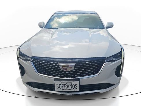 Used 2024 Cadillac CT4 Premium Luxury RWD image 3