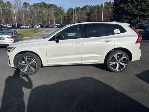 Used 2025 Volvo XC60 T8 Ultra w/ Protection Package Premier image 7