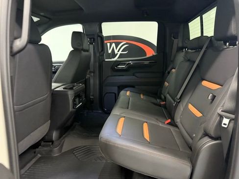 New 2026 GMC Sierra 1500 AT4 w/ AT4 Preferred Package image 15