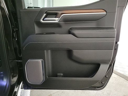 Used 2026 GMC Sierra 1500 Denali image 24