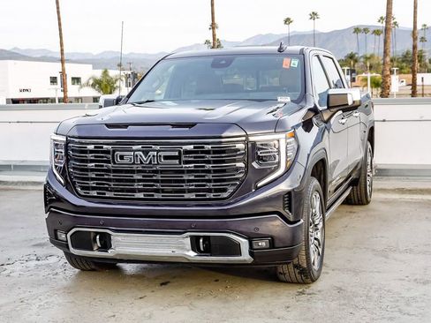 Used 2024 GMC Sierra 1500 Denali Ultimate image 3