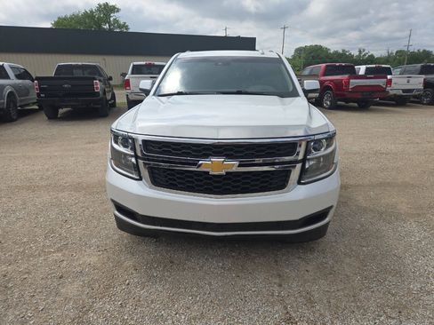 Used 2016 Chevrolet Suburban LT AWD/4WD image 13
