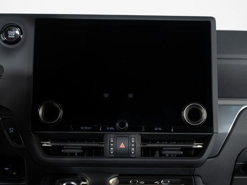 Used 2025 Lexus GX 550 image 35