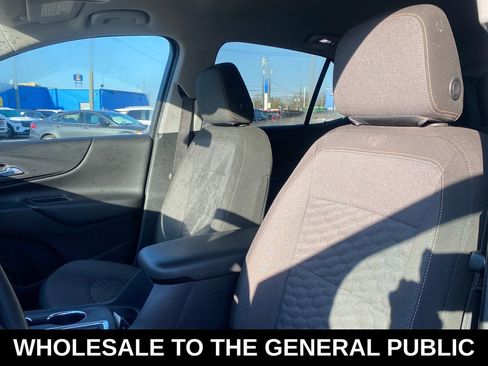 Used 2018 Chevrolet Equinox LT image 10