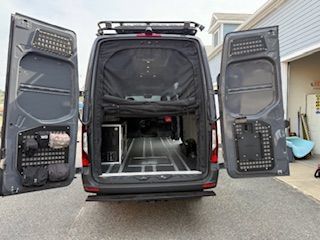 Used 2021 Mercedes-Benz Sprinter 2500 image 12